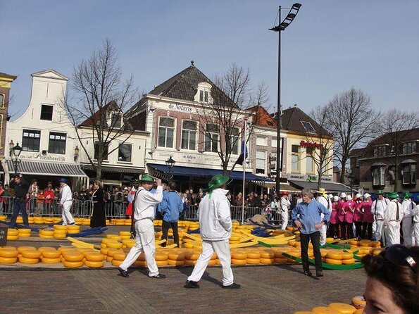 Half-Day Edam and Volendam Private Walking Tour From Amsterdam - The Sum Up
