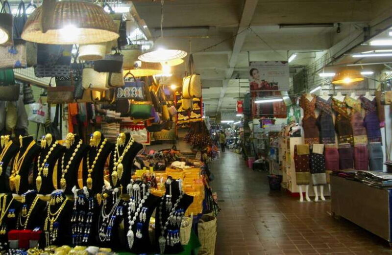 Half Day Exploring the Charms of Vientiane and hotel pickup - Who is This Tour Best For?