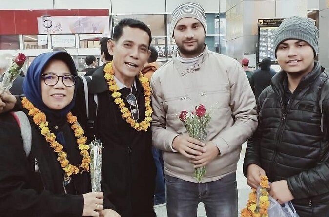 Half day Fatehpur sikri tour with Guide - Practical Tips for Booking and Participation