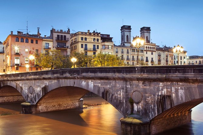 Half-Day Game of Thrones Walking Tour in Girona With a Guide - Tour Guide