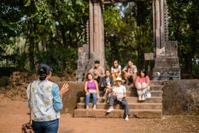 Half Day Goa Shore Excursion by Make It Happen - Starting Point: Viceroys Arch – Gateway to Goa’s Colonial Past