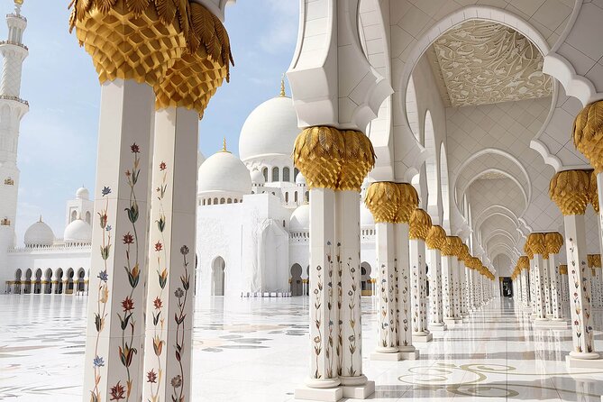 Half-Day Grand Mosque Tour From Dubai With a Guide - Guided Tour Experience
