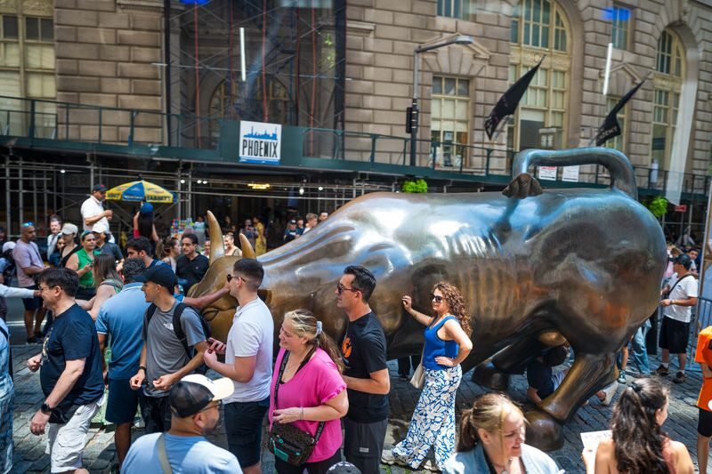 Half-Day Guided Bus Tour in New York - Pier 17 and the 9/11 Memorial