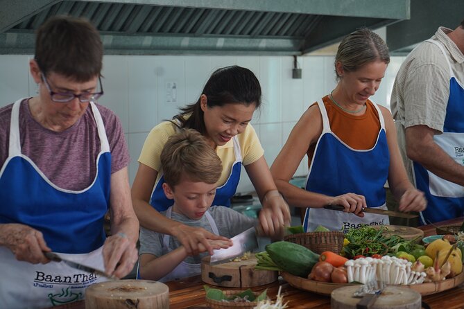 Half Day Guided Thai Cooking Class in Chiang Mai - Sample Menu