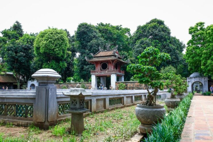 Half-Day Hanoi City Tour: Train Street & Hidden Gems - Tour Highlights and Itinerary