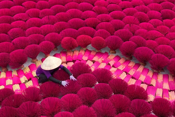 Half Day Hanoi Heritage - Incense, Hat Village & Train Street - Meeting Point Details