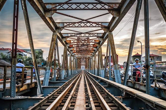 Half Day Hanoi Outskirts Route to Traditional Villages on Motorbike - Village 4: Historical Landmarks