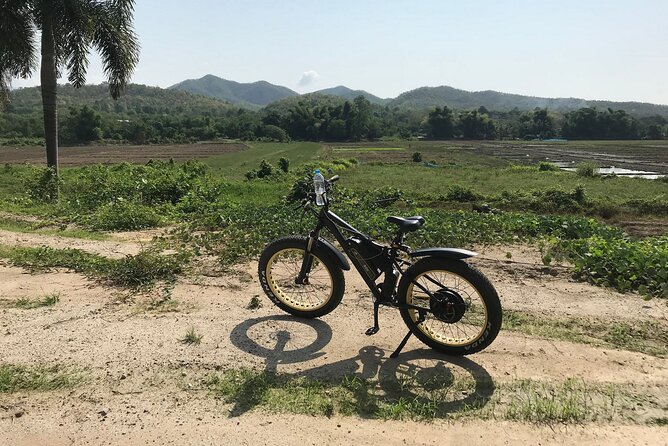 Half-Day Hilly Adventure to Mae Wang (Some Unpaved, Guided) - Biking Requirements and Group Size