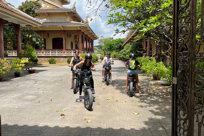 Half Day Ho Chi Minh City E-bike Tour - Meeting and Pickup Details