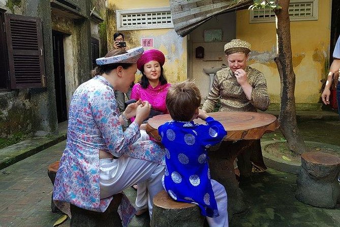 Half-day HOI AN CYCLO TOUR IN VIETNAMESE TRADITIONAL AO DAI - Additional Information and Requirements