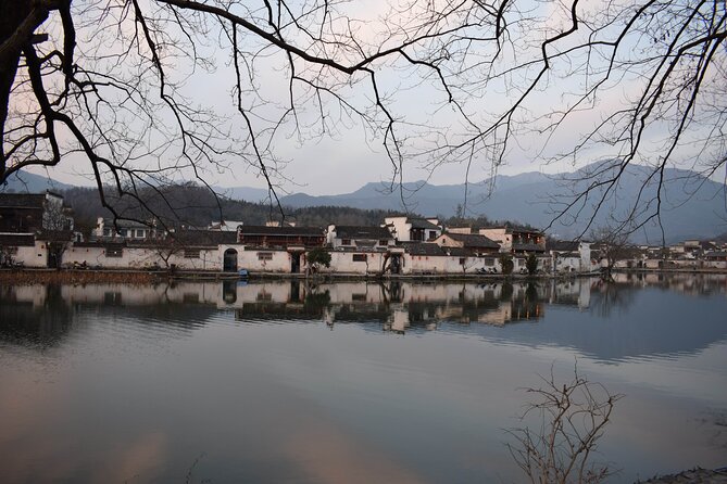 Half Day Huangshan to Hongcun Village Group Tour-No Shopping - Directions to Hongcun Village