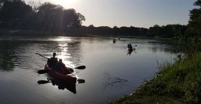 Half Day Kayak Adventure Family Journey - Ideal for All Levels