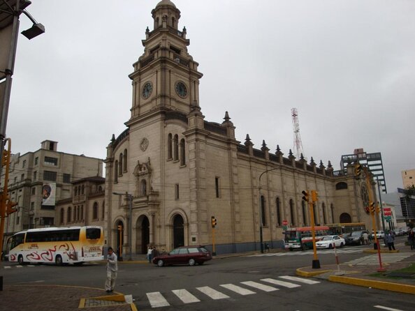 Half-Day Lima Neighbourhoods Cycle Tour - Meeting and Pickup