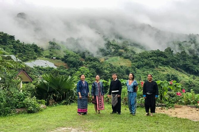 Half Day Long Neck Hill Tribe and Hmong Hill Tribe Village - Must-See Attractions in the Village