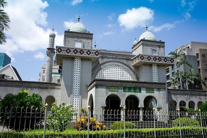 Half-Day Muslim Friendly Tour in Taipei City - Mosque Visits