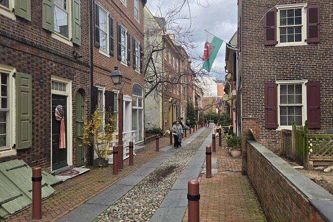 Half Day Philadelphia Private Customized Tour in a Mercedes SUV - Value for Money