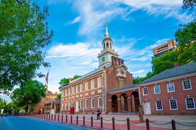 Half Day Philadelphia Private Customized Tour in a Mercedes SUV - FAQs