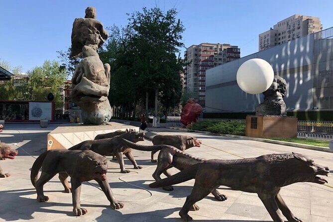 Half Day Private Beijing Tour of Lama Temple & 798 Art District - Who Is This Tour Best Suited For?