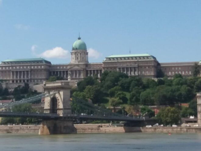 Half-Day Private City Tour in Budapest - Inclusions and Exclusions
