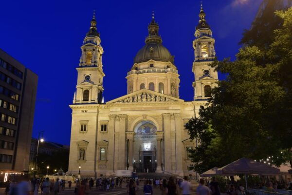 Half-Day Private City Tour in Budapest - Transportation and Accessibility