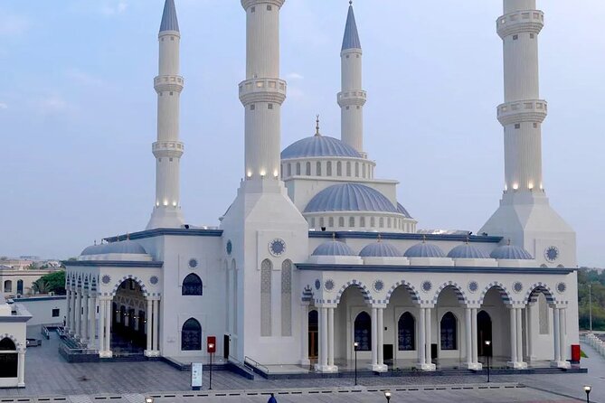 Half-Day Private City Tour With Magical Dubai Frame Visit - Dubai Frame Visit