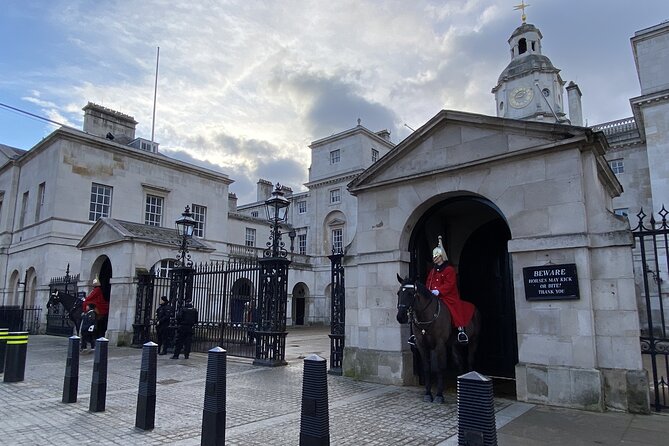 Half-Day Private Discovery of London With a Local - Meeting and Pickup