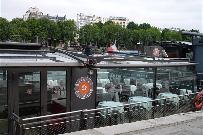 Half-Day Private Eiffel and Seine Lunch Cruise With CDG Pickup - Details of the Seine Lunch Cruise