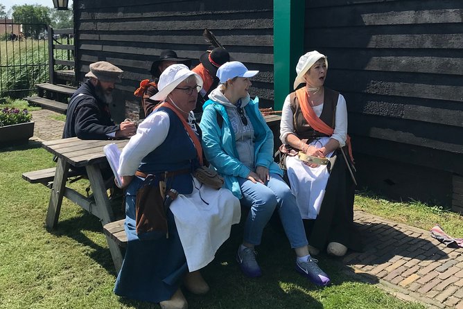Half-Day Private Guided Sightseeing Tour of Zaanse Schans - Cancellation Policy