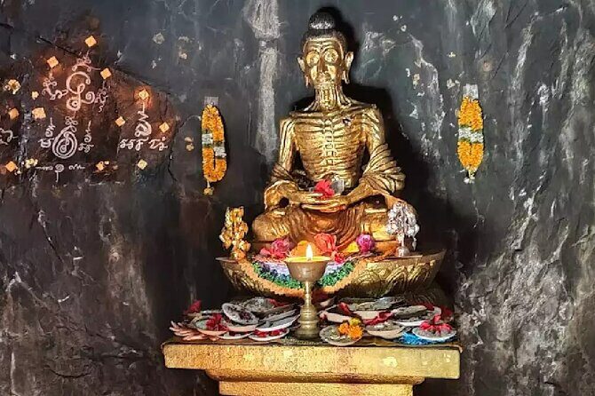 Half Day Private Guided Tour in Bodh Gaya & Dungeshwari Caves - Discover the Spiritual Heart of Bodh Gaya with a Half Day Private Guided Tour
