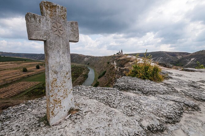Half-Day Private Guided Tour of Orheiul Vechi and a Farmhouse - Tour Description