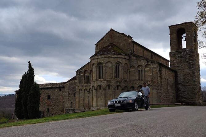 Half-Day Private Guided Tour With Classic Vintage Cars in Tuscany - Inclusions and Accessibility