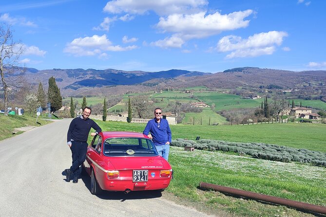 Half-Day Private Guided Tour With Classic Vintage Cars in Tuscany - Booking Policy