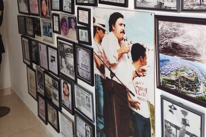 Half-Day Private Historical Tour in Pablo Escobar With Cable Car - Booking and Cancellation Policy