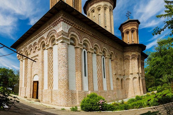 Half-Day Private Sightseeing Tour of Bucharest and Its Surroundings Package - Tour Details