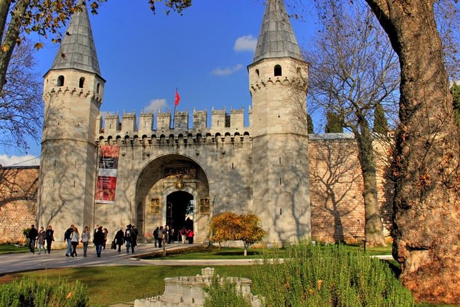 Half-Day Private Tour: Istanbul Shore Excursion With Topkapi Palace - Meeting and Pickup