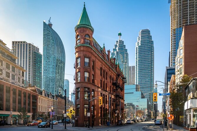 Half-Day Private Tour of Toronto With Pick up - Meeting and Pickup