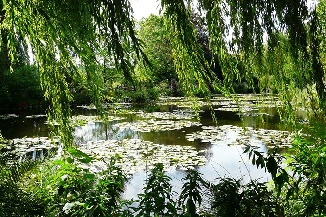 Half-Day Private Tour to Giverny From Paris - Cancellation Policy