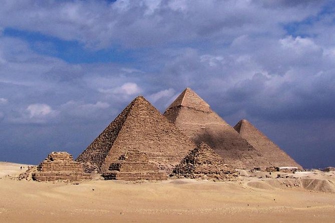 Half Day Private Tour to Giza Pyramids and Sphinx Included Lunch - Tour Guide and Vehicle
