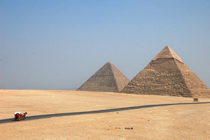Half Day Private Tour to Giza Pyramids and Sphinx Included Lunch - Lunch at Local Restaurant