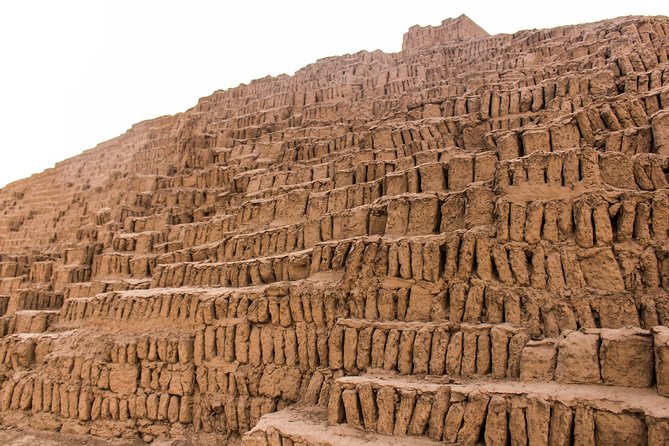Half-Day Private Tour to Huaca Pucllana and Huaca Mateo Salado - Huaca Pucllana: Colossal Pyramid With Stunning Views