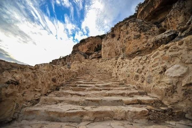 Half Day Private Tour to Iraq Al-Amir (Qasr Al-‘Abed & the Caves) - Booking Details and Options