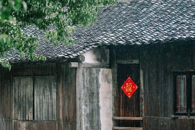 Half Day Private Tour to Wuzhen Water Town with Boat Ride from Hangzhou - Who Should Consider This Tour?