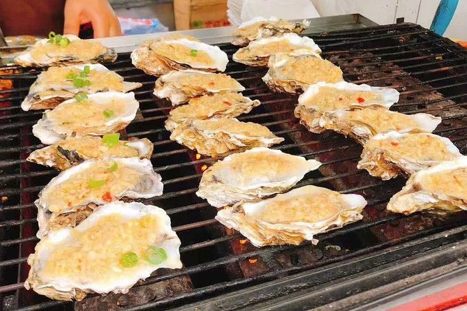 Half Day Private Tour to Yellow Crane Tower and Night Market Snack Food in Wuhan - Private Transfers and Guide