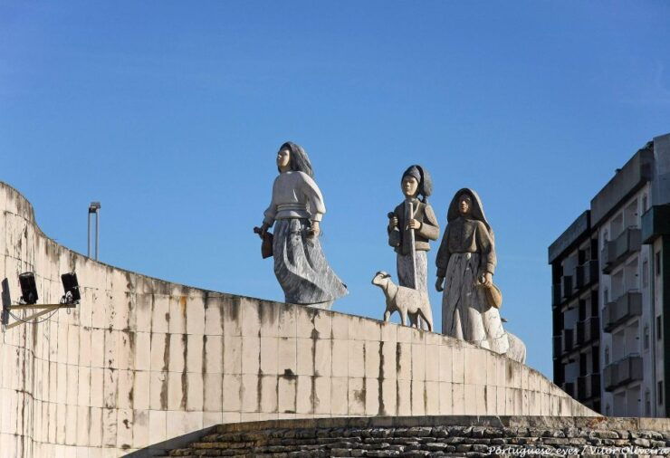 Half-Day Private Transport to Fátima - Booking Information
