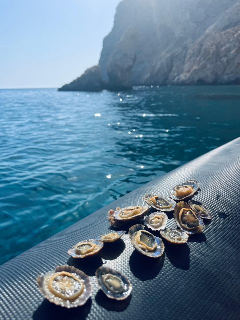 HALF DAY PRIVATE WITH RIB BOAT, KOUTSOMITI KOUNOUPA RED ROCK - Itinerary