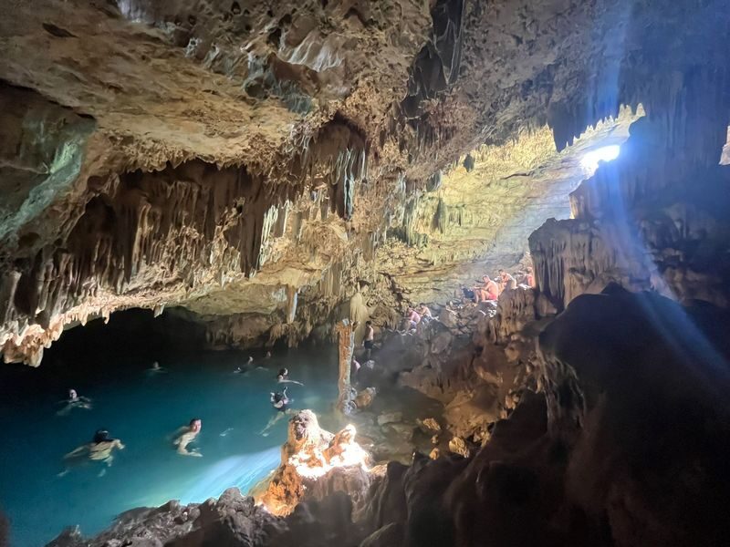 Half-Day Rangko Cave and Sand Island Tour from Labuan Bajo - How the schedule and transport work