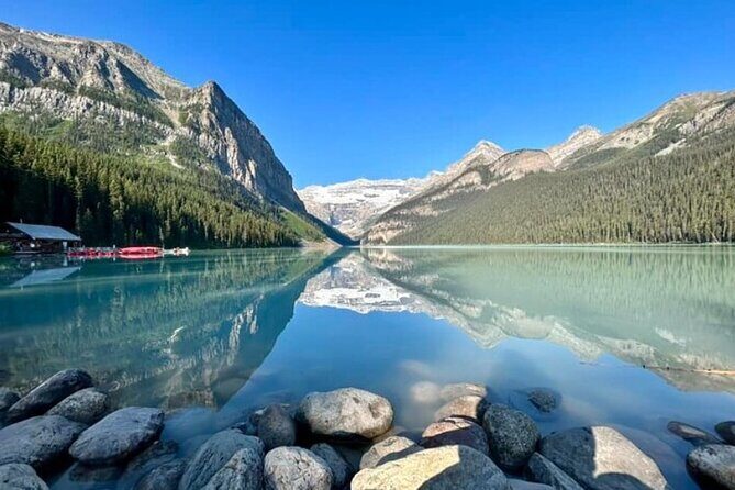 Half Day Shared Adventure to Lake Louise and Moraine Lake - The Itinerary in Detail