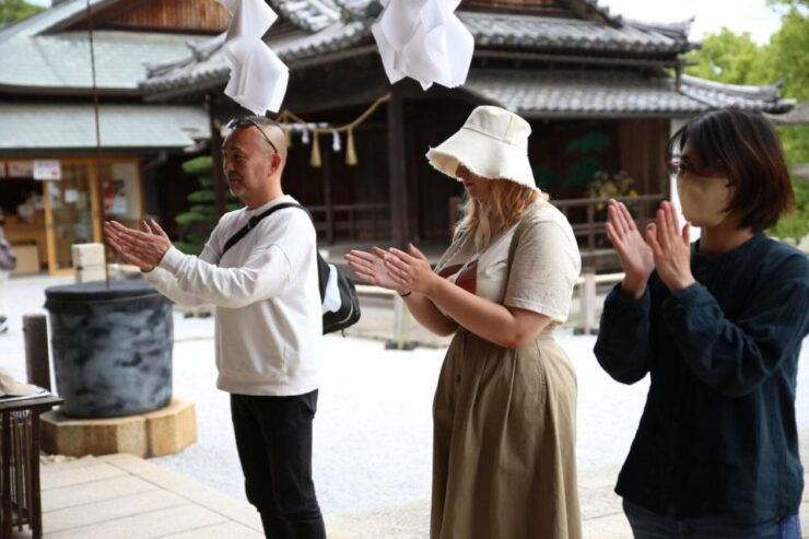 Half-Day Shared Tour at Kurashiki With Local Guide - Booking and Availability