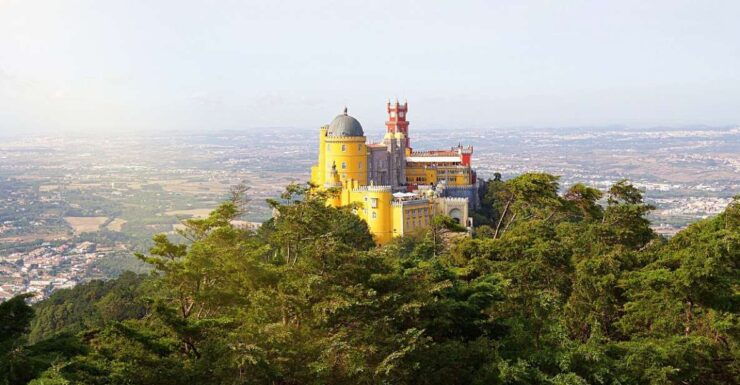 Half Day Shared Tour to Sintra With Licensed Guide - Tour Highlights and Itineraries