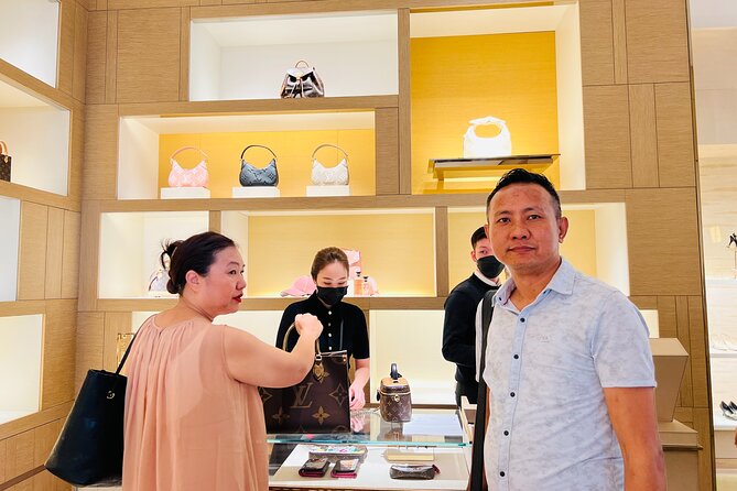 Half-Day Shopping Tour In Ho Chi Minh City - Explore the Local Art Scene